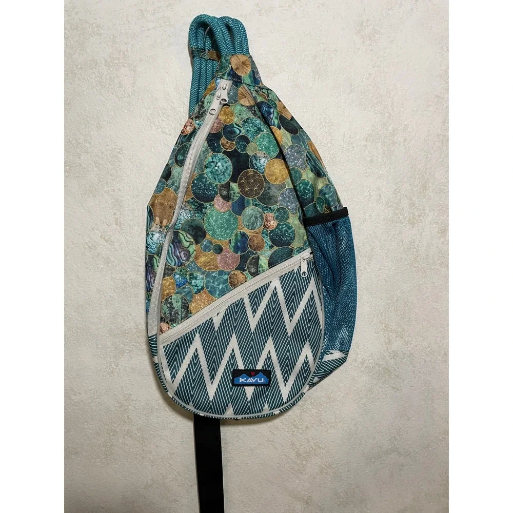 KAVU Rope Bag Sling Backpack Geometric Chevron Celestial Print Blue Green